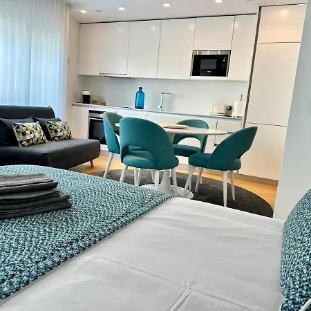 Coral Apartment *